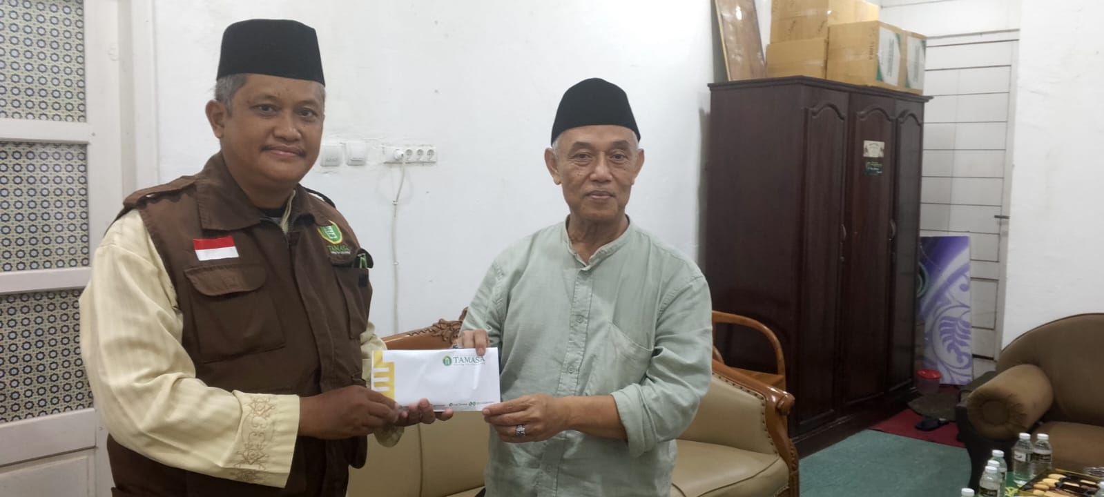 Penyaluran Bantuan untuk PP Al-Khoziny